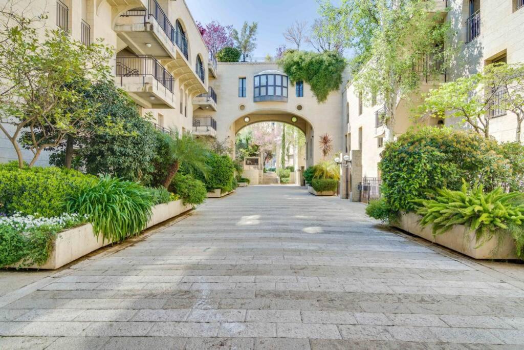 Mamilla Pool - David'S Village - Jerusalem-Rent Екстер'єр фото