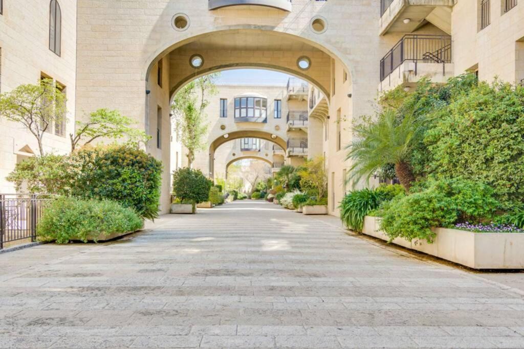 Mamilla Pool - David'S Village - Jerusalem-Rent Екстер'єр фото